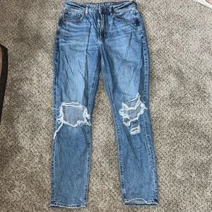 American Eagle Mom Jeans